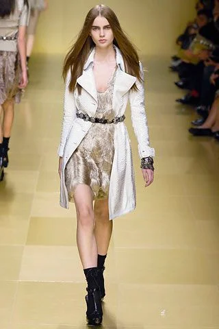 Look 18